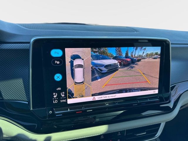 2024 Volkswagen Atlas Cross Sport 2.0T SEL Premium R-Line