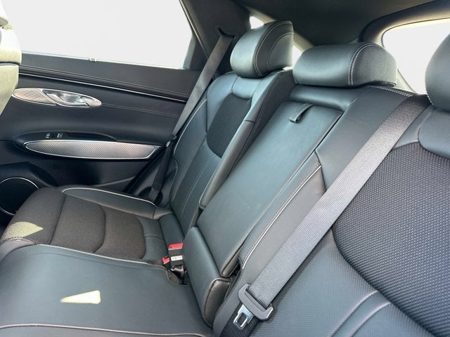 2024 Genesis GV70 2.5T