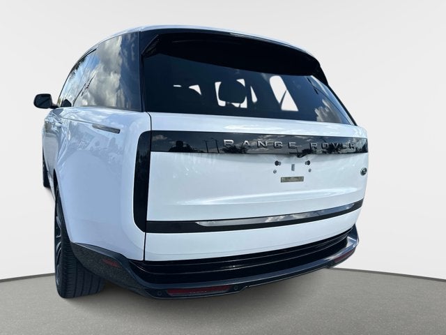 2023 Land Rover Range Rover SE