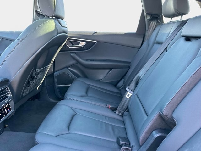 2022 Audi Q7 Premium Plus