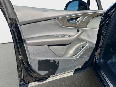 2022 Audi Q7 Premium Plus