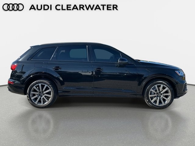 2022 Audi Q7 Premium Plus