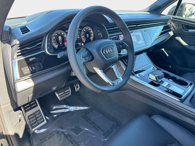 2025 Audi SQ7 Prestige