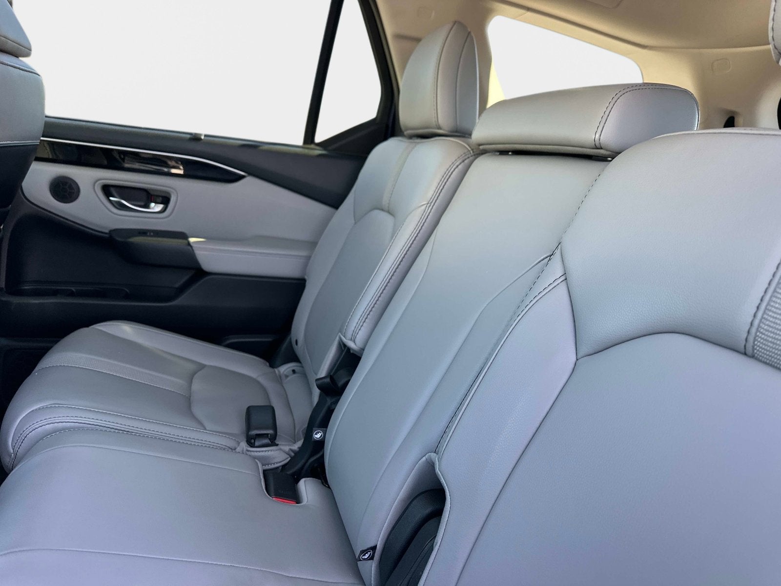 2023 Honda Pilot EX-L 8 Passenger