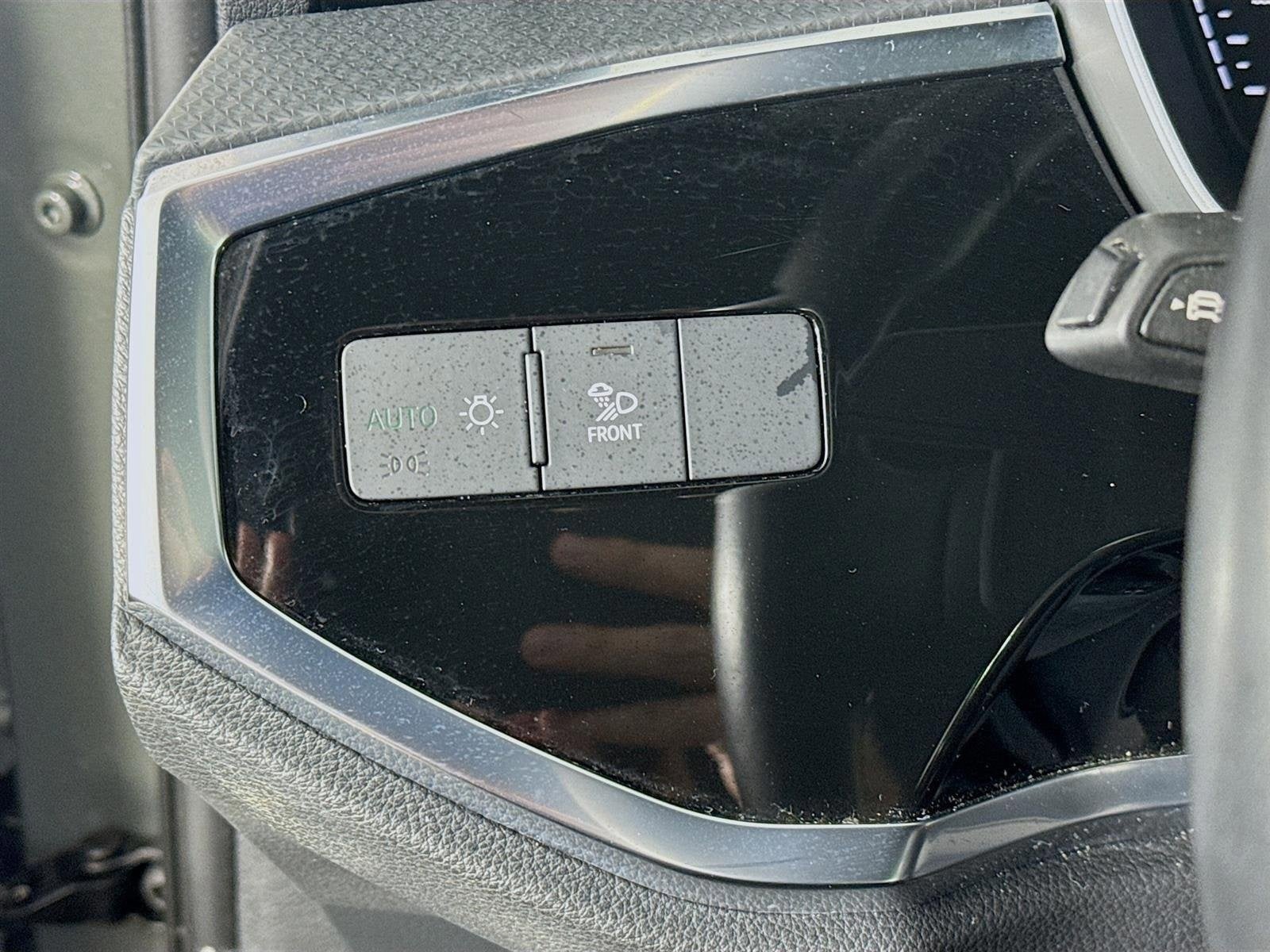 2024 Audi Q3 S line Premium