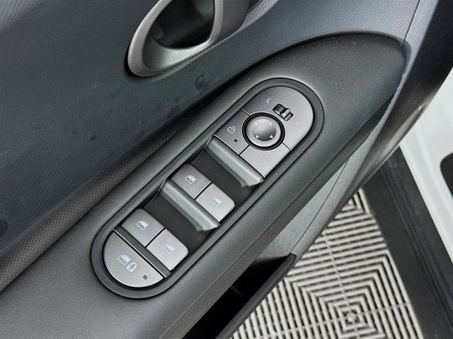 2025 Hyundai IONIQ 5 SE