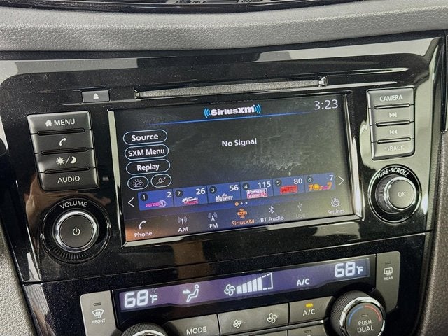 2022 Nissan Rogue Sport SV