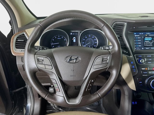 2017 Hyundai Santa Fe SE