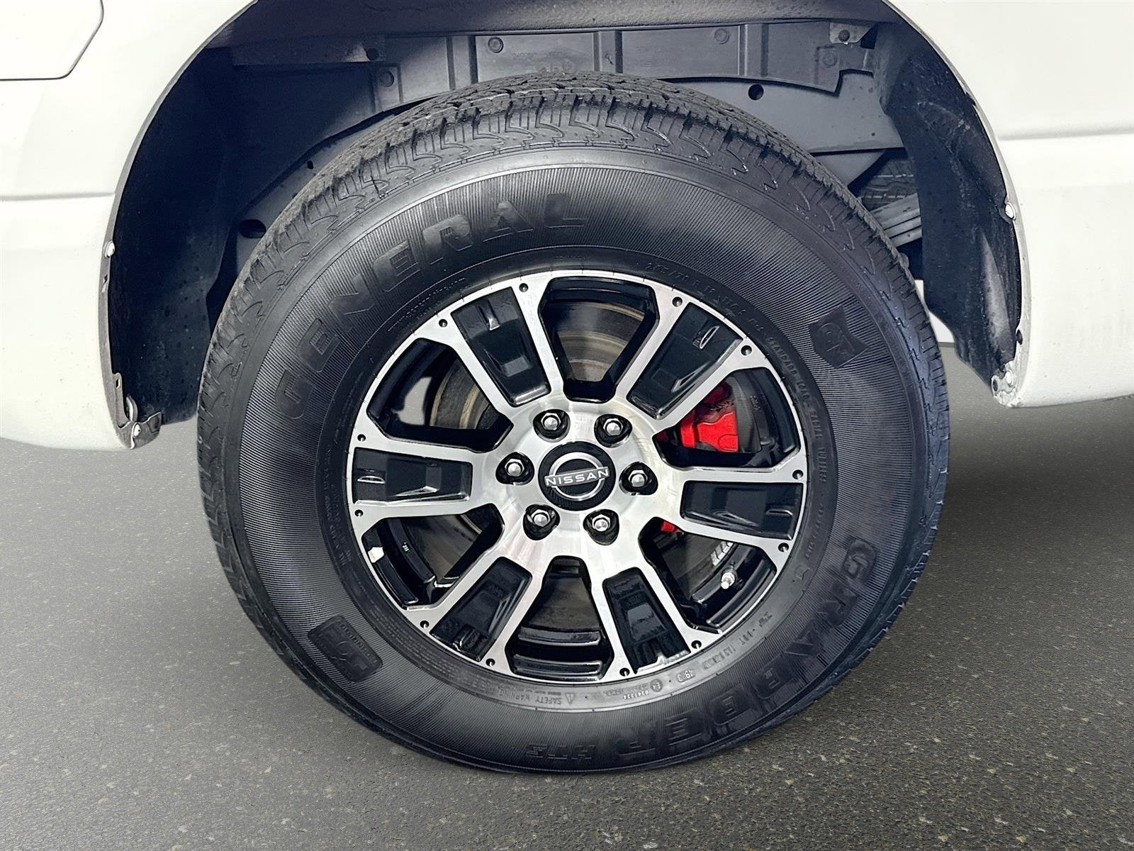 2024 Nissan Titan SV