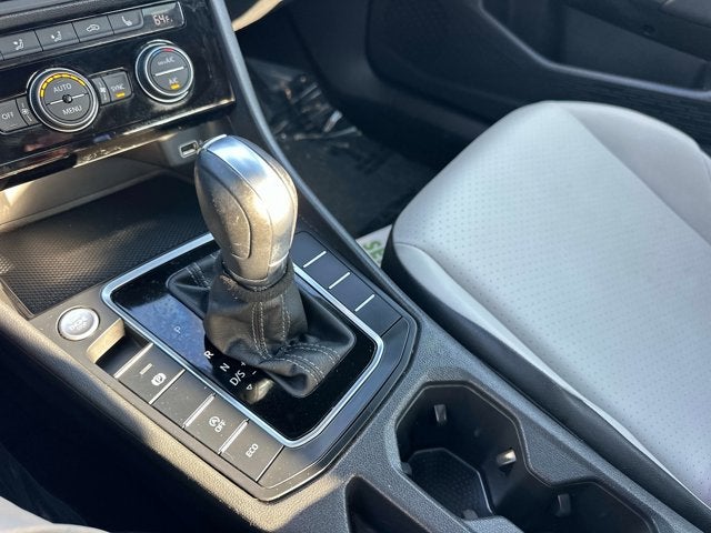 2019 Volkswagen Jetta R-Line