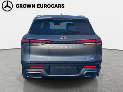 2022 INFINITI QX60 LUXE
