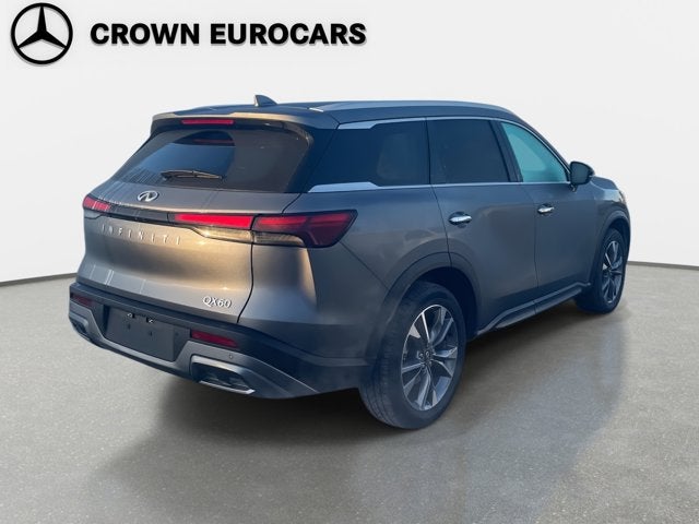 2022 INFINITI QX60 LUXE