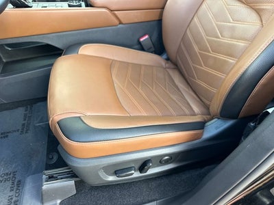 2022 Nissan Pathfinder Platinum