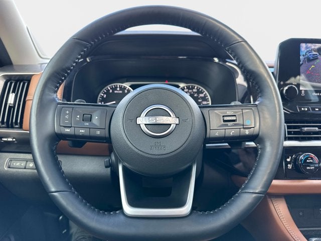 2022 Nissan Pathfinder Platinum