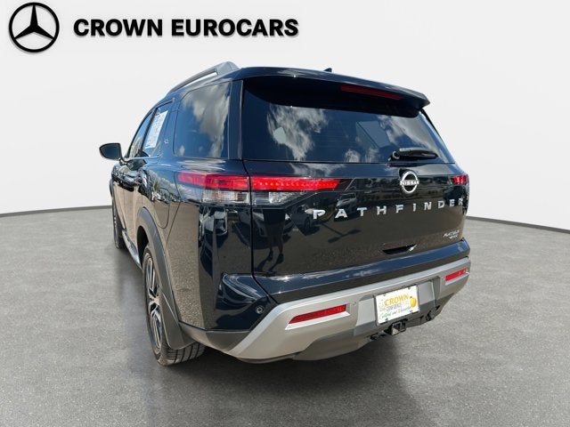 2022 Nissan Pathfinder Platinum