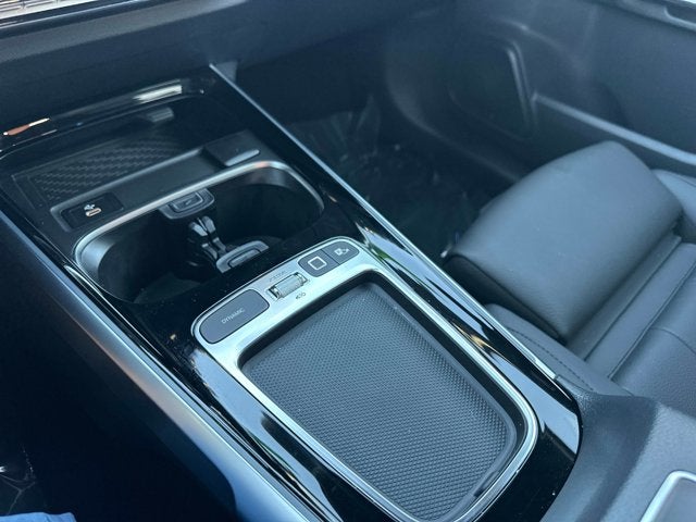 2025 Mercedes-Benz GLB 250