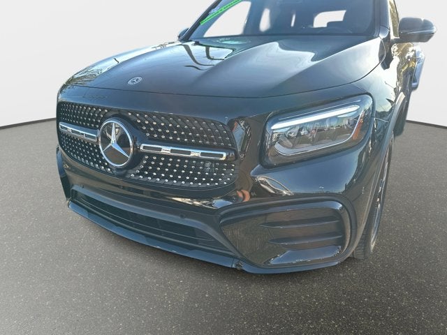 2025 Mercedes-Benz GLB 250