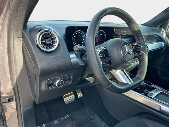 2025 Mercedes-Benz GLB 250