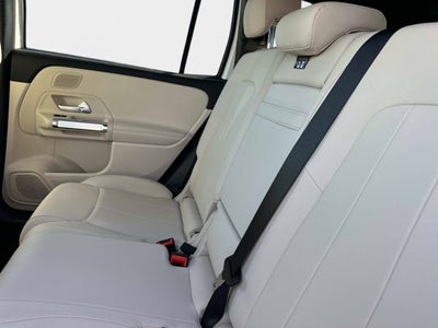 2025 Mercedes-Benz GLB 250