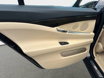 2014 BMW 5 Series Gran Turismo 550i xDrive Gran Turismo