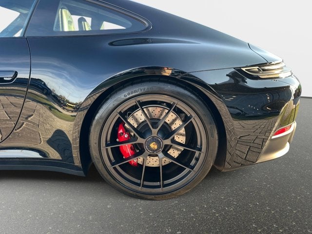 2025 Porsche 911 Carrera GTS