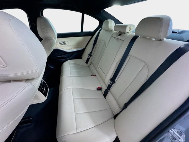 2024 BMW 3 Series 330i