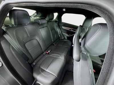 2026 Jaguar F-PACE P250 R-Dynamic S