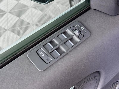 2025 Land Rover Discovery Sport S