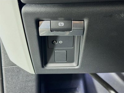 2024 Land Rover Defender 110 X-Dynamic SE