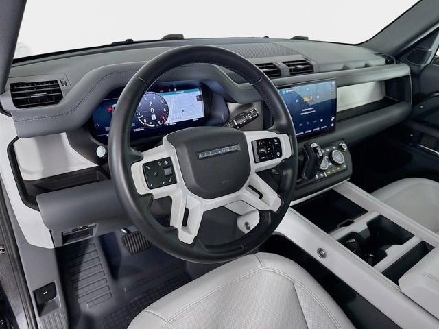 2025 Land Rover Defender 110 S