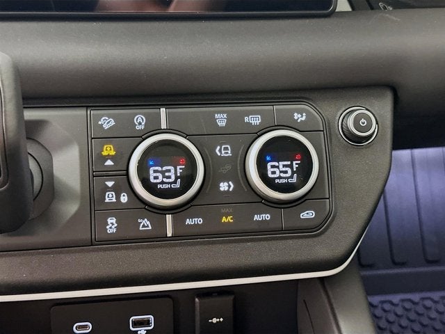 2024 Land Rover Defender 110 S