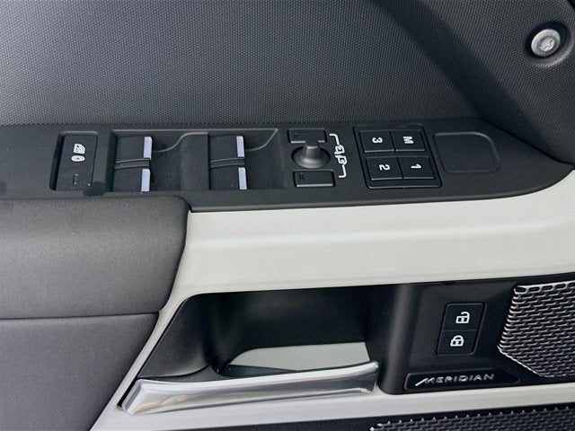 2024 Land Rover Defender 110 S