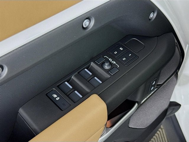 2026 Land Rover Defender 110 S