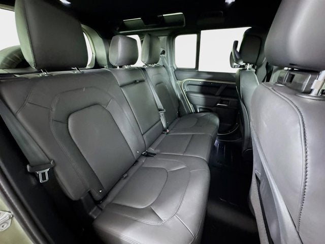 2025 Land Rover Defender 110 S