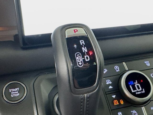 2025 Land Rover Defender 110 X