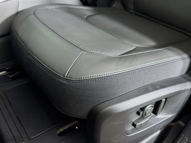 2025 Land Rover Defender 110 X