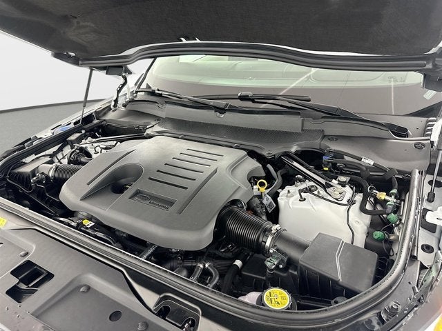 2025 Land Rover Discovery Dynamic SE