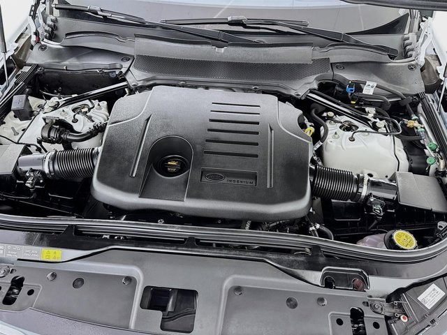 2023 Land Rover Discovery Metropolitan Edition