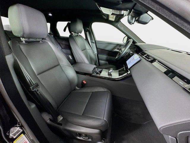 2026 Land Rover Range Rover Velar Dynamic SE