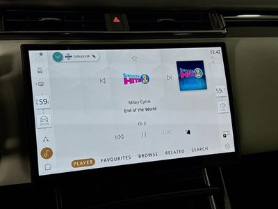 2026 Land Rover Range Rover Velar Dynamic SE