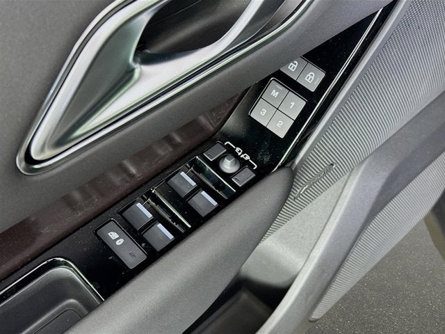 2026 Land Rover Range Rover Velar Dynamic SE