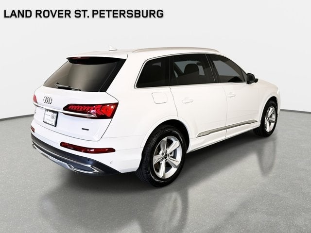 2021 Audi Q7 45 Premium Plus