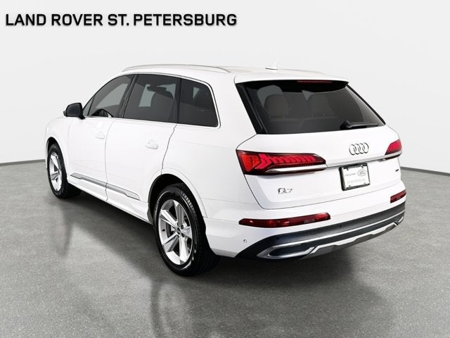 2021 Audi Q7 45 Premium Plus
