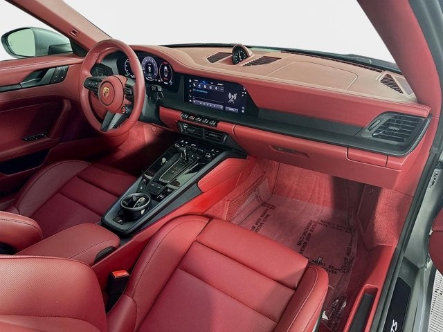 2025 Porsche 911 Targa 4 GTS